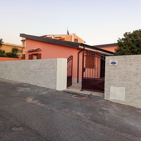 Casa Vacanze Santa Caterina Di Pittinuri  Eksteriør bilde